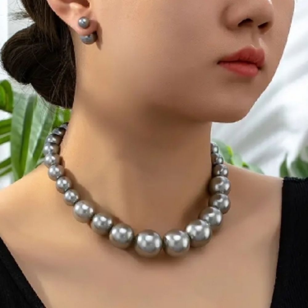Silver Pearl Necklace and Earring Set